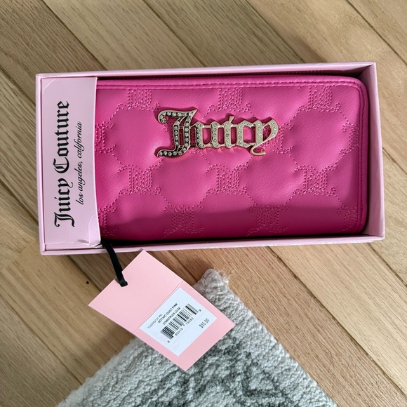 Brand new Juicy Couture Vibrant Pink Quilted Wallet - Picture 2 of 7